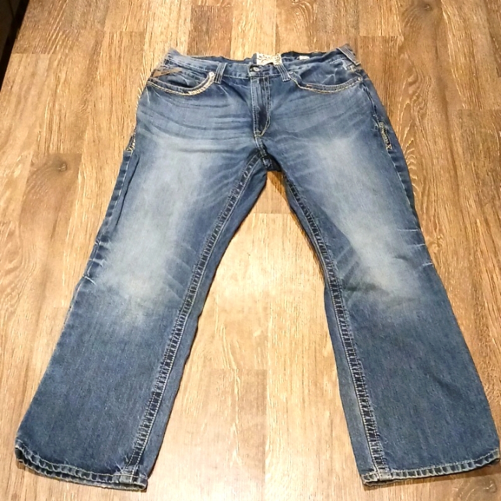 ARIAT M5 Straight Fit